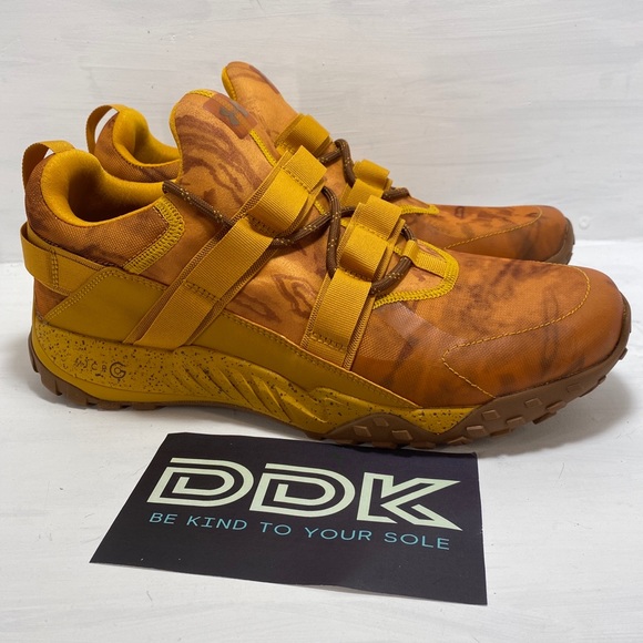 ua valsetz trek shoes